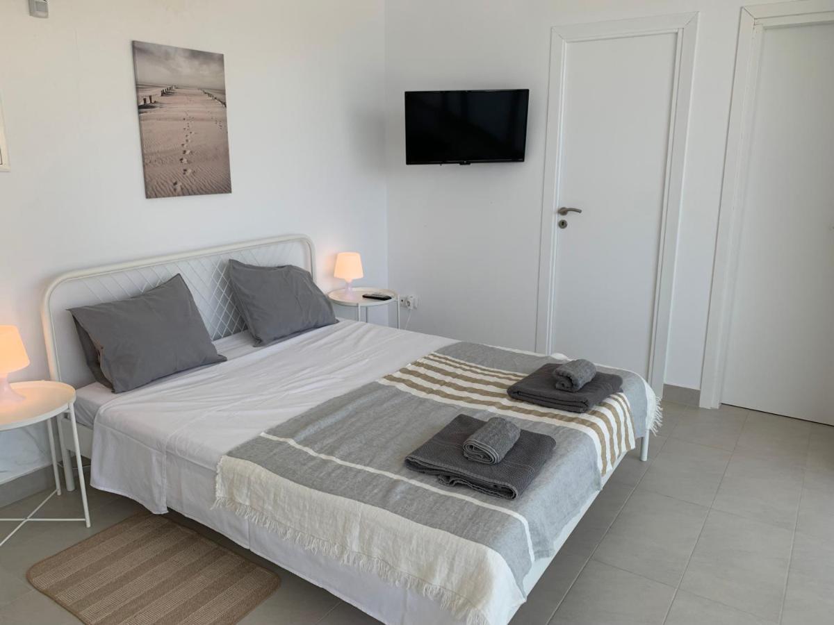 Caldera Blue Apartment Aliki  ภายนอก รูปภาพ