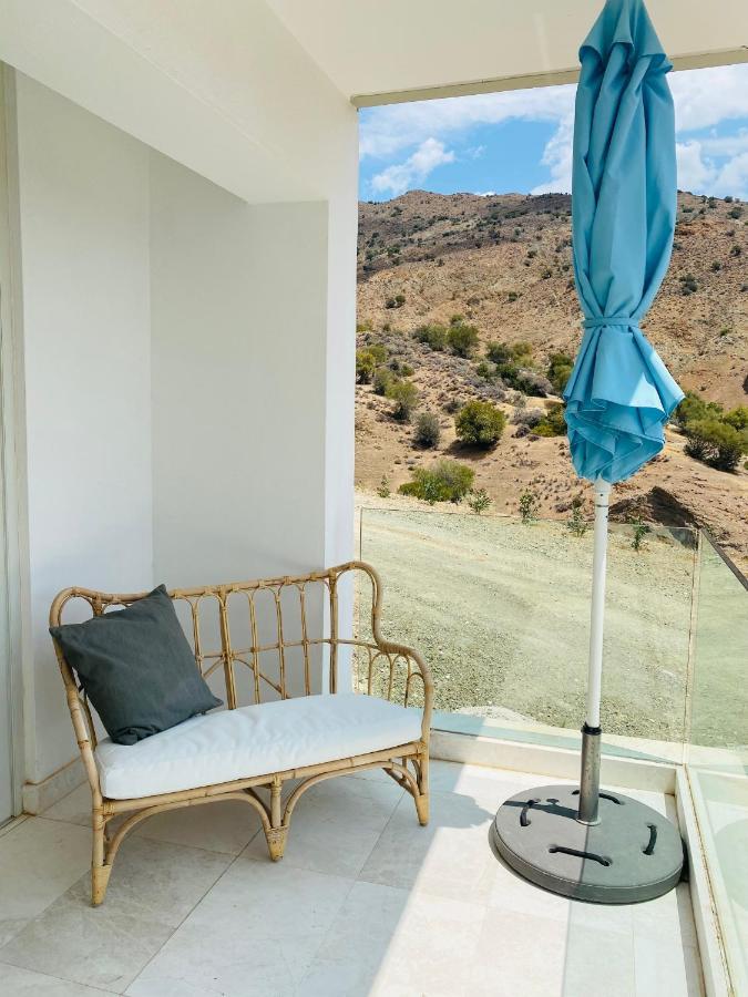 Caldera Blue Apartment Aliki  ภายนอก รูปภาพ