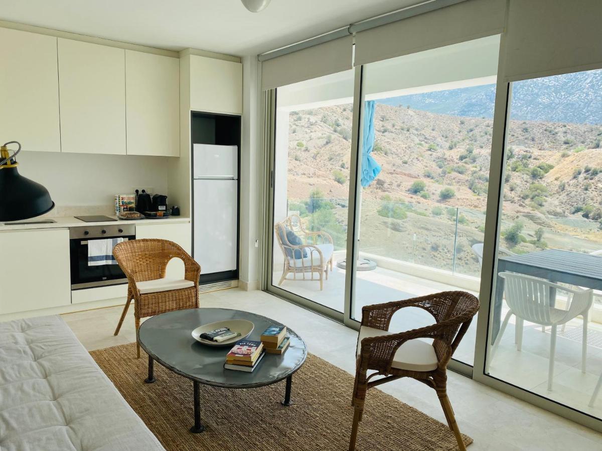 Caldera Blue Apartment Aliki  ภายนอก รูปภาพ