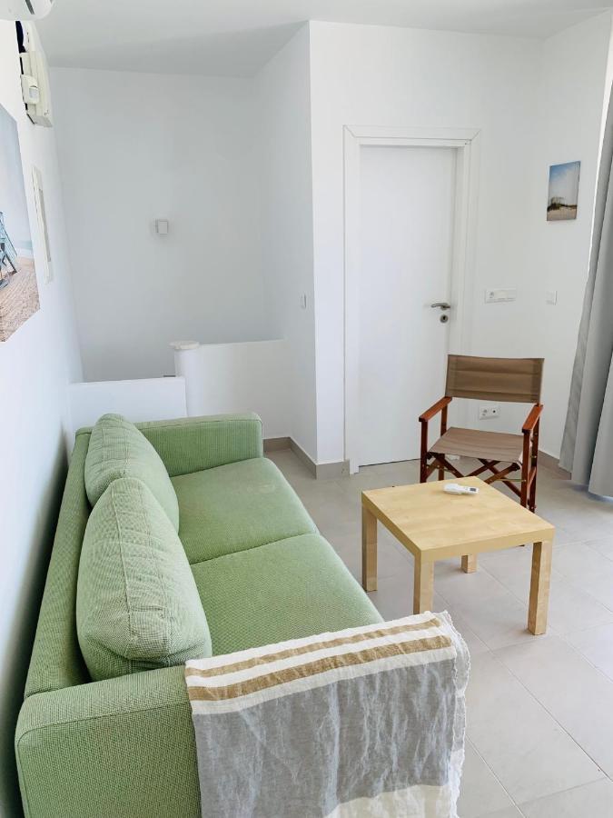 Caldera Blue Apartment Aliki  ภายนอก รูปภาพ