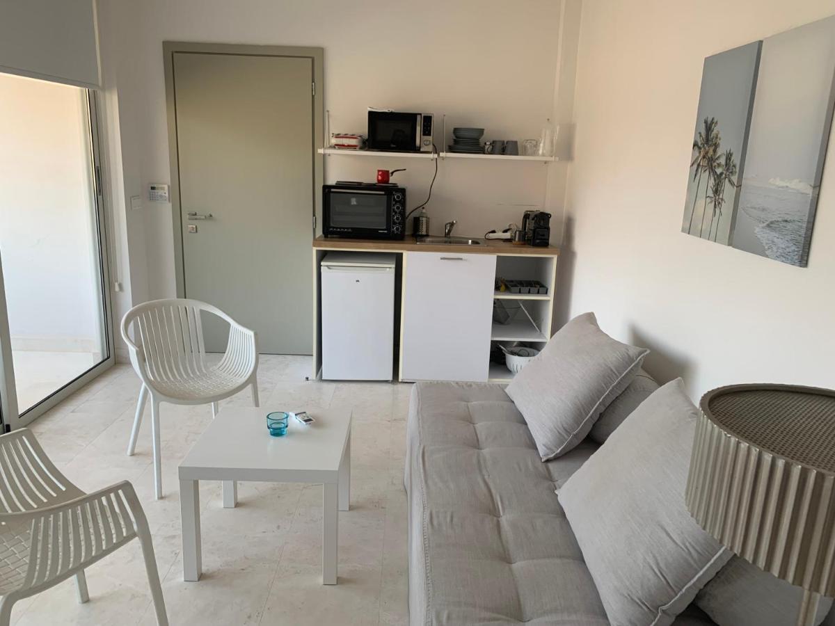 Caldera Blue Apartment Aliki  ภายนอก รูปภาพ